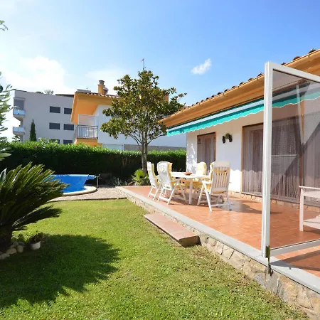 Holiday home Casa Vintage Con Piscina, Wifi Y Jardin En Zona Tranquila De - Es-89-120 Sant Pere Pescador