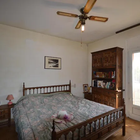Holiday home Casa Vintage Con Piscina, Wifi Y Jardin En Zona Tranquila De - Es-89-120 *