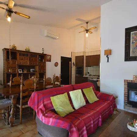 Casa Vintage Con Piscina, Wifi Y Jardin En Zona Tranquila De - Es-89-120 Holiday home *